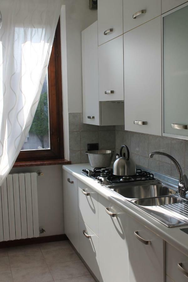 InDesenzano Apartment Desenzano del Garda Exterior foto