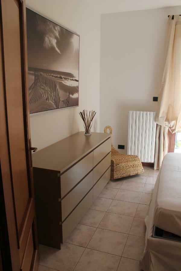 InDesenzano Apartment Desenzano del Garda Exterior foto